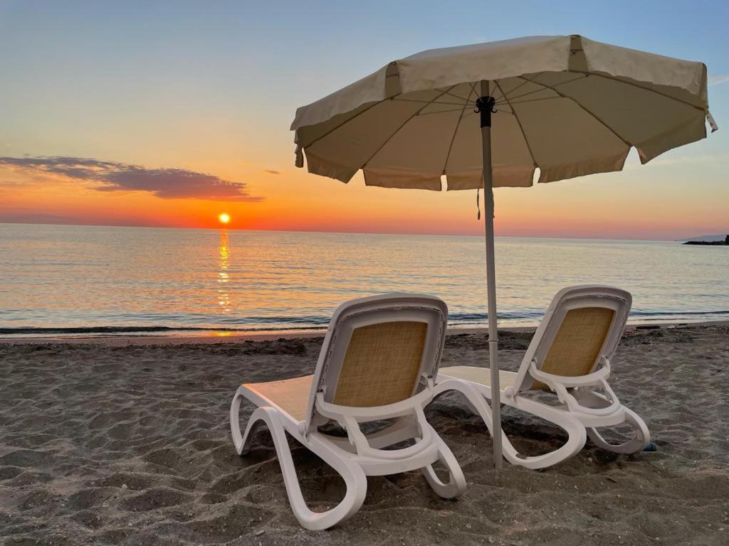 Le Mandrelle Beach Resort Campora San Giovanni Eksteriør billede